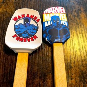 NWT Black Panther Silicone Spatula Set